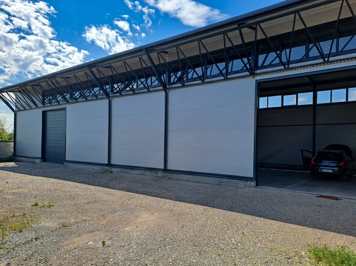 Izdavanje hale (magacina) u Borči 410m29